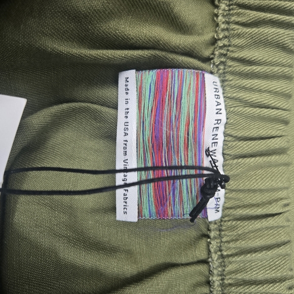 Urban Renewal Khaki Green Skirt - Picture 5 of 5